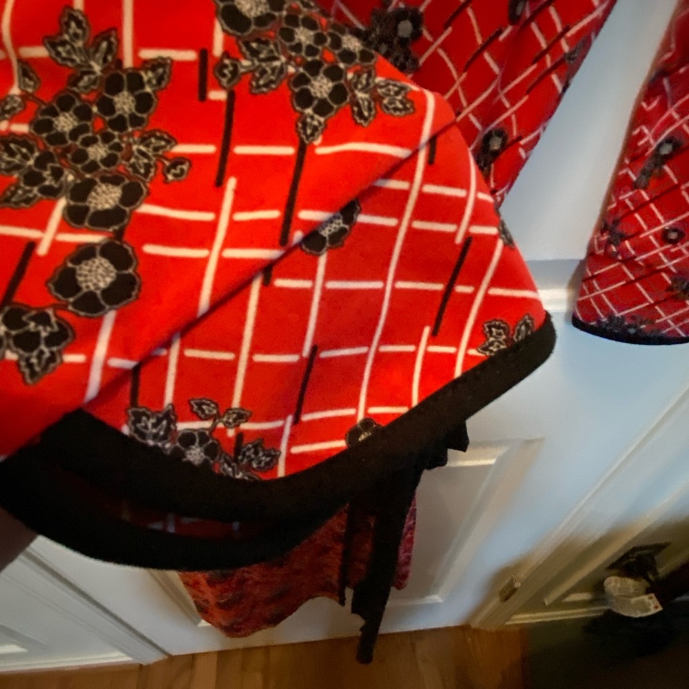 LAPIS red wrap dress.  Mandarin 3/4 length sleeves.  Size S. - Picture 3 of 4